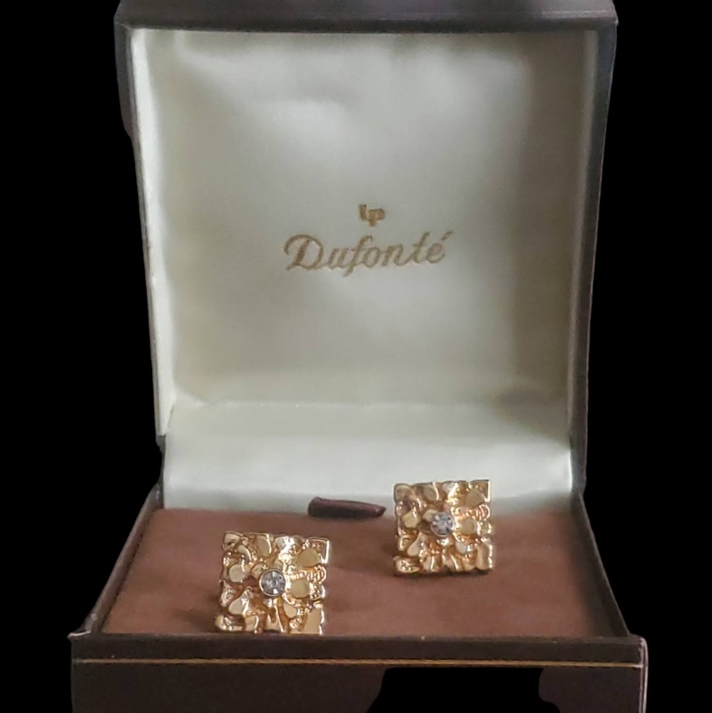 Lucien Piccard Dufonte' Cufflinks, Genuine Diamond, Gold Tone